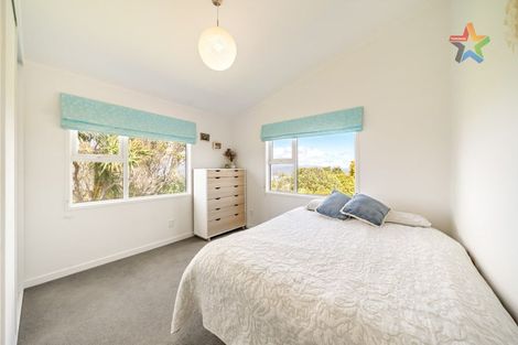 Photo of property in 13 Wilson Grove, Normandale, Lower Hutt, 5010