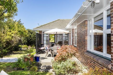 Photo of property in 19 Hudson Street, Bryndwr, Christchurch, 8053