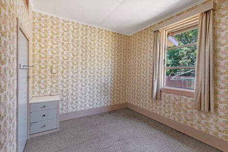 Photo of property in 2 Caius Avenue, Gonville, Whanganui, 4501