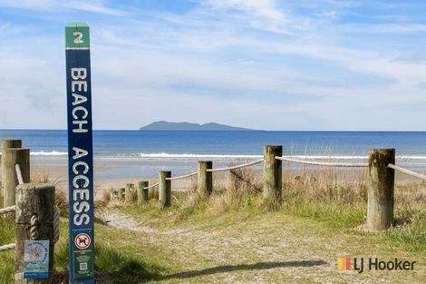 Photo of property in 32 The Terrace, Waihi Beach, 3611