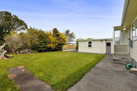 Photo of property in 8 Karaka Street, Inglewood, 4330
