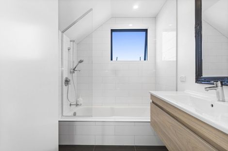 Photo of property in 75 Bert Wall Drive, Omokoroa, 3114