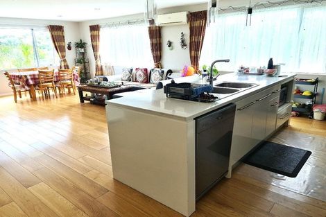 Photo of property in 5 Baker Street, Fairview Heights, Auckland, 0632