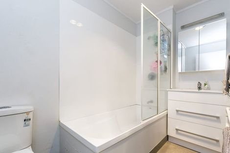 Photo of property in 2/97 Boulcott Street, Wellington Central, Wellington, 6011