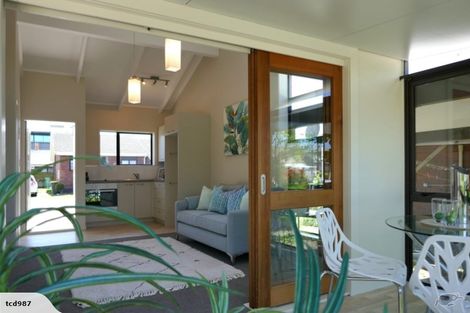 Photo of property in 3 Bellbird Place, Orewa, 0931