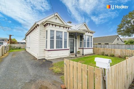 Photo of property in 17 Wesley Street, South Dunedin, Dunedin, 9012