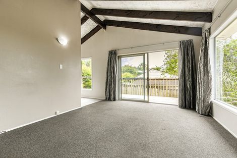 Photo of property in 2/10 Waratah Street, Birkenhead, Auckland, 0626