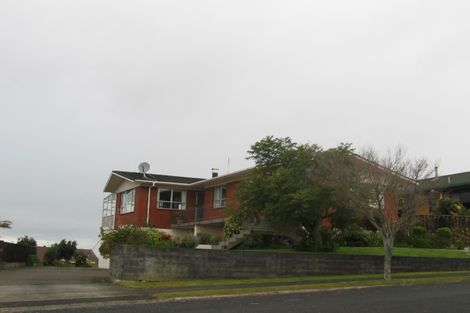 Photo of property in 25 Russleigh Drive, Dinsdale, Hamilton, 3204