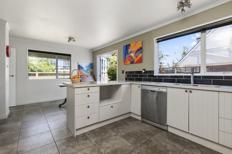 Photo of property in 12 Kotuku Place, Matua, Tauranga, 3110