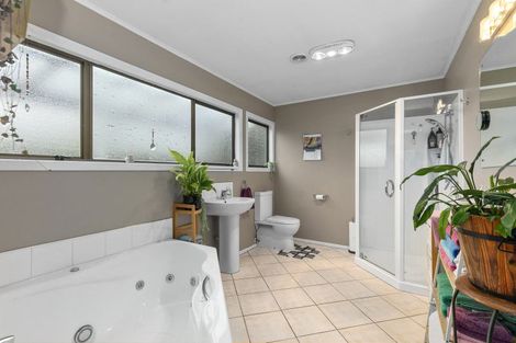 Photo of property in 39b Gemstone Drive, Birchville, Upper Hutt, 5018