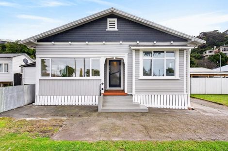 Photo of property in 203 Carlyle Street, Napier South, Napier, 4110