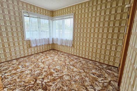 Photo of property in 28 Wilsher Crescent, Henderson, Auckland, 0612