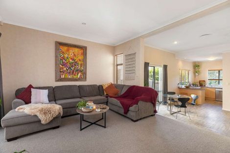 Photo of property in 33 Lazurite Drive, Westgate, Auckland, 0614