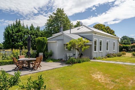 Photo of property in 71 No 1 Line, Tauwharenikau, Featherston, 5771