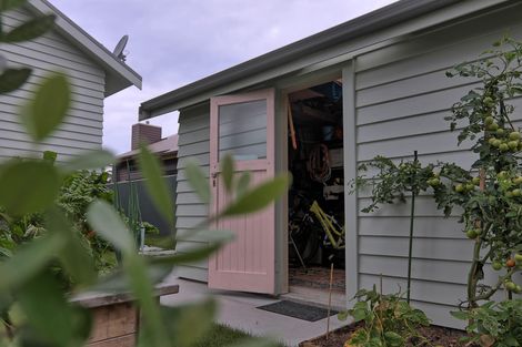 Photo of property in 7 Ian Place, Waihi Beach, 3611