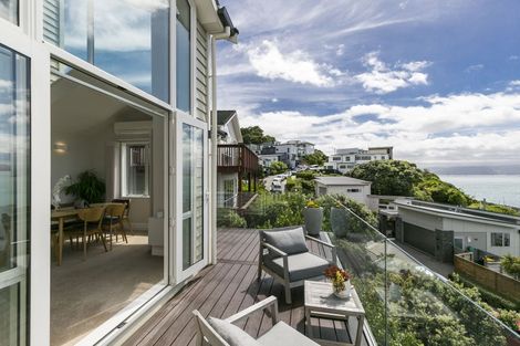 Photo of property in 5 Curnow Way, Kaiwharawhara, Wellington, 6035