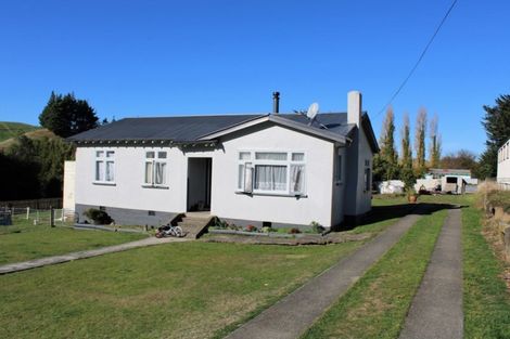 Photo of property in 87 Hovding Street, Norsewood, 4974