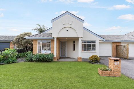 Photo of property in 57 Fernbrook Close, Burswood, Auckland, 2013