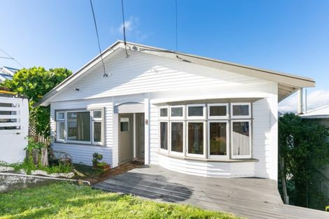 Photo of property in 43 Overtoun Terrace, Hataitai, Wellington, 6021