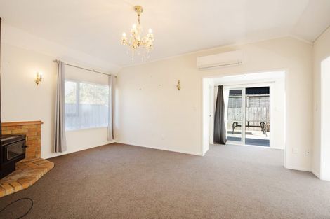 Photo of property in 12 Cambrian Street, Churton Park, Wellington, 6037