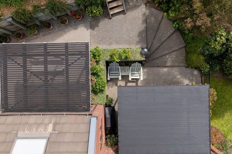 Photo of property in 2 Emerald Lane, Cashmere, Christchurch, 8022