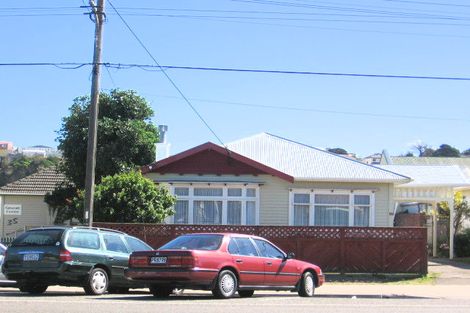 Photo of property in 37 Park Road, Miramar, Wellington, 6022