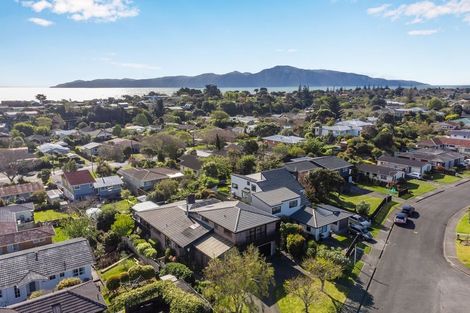 Photo of property in 3 Anaru Street, Raumati Beach, Paraparaumu, 5032