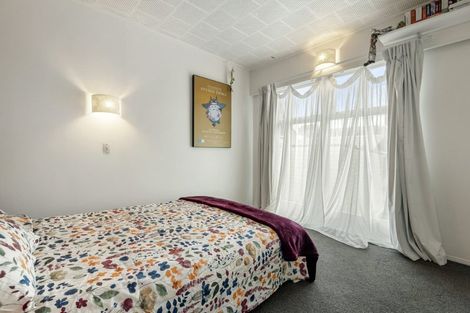 Photo of property in 4 Range Road, Swanson, Auckland, 0816