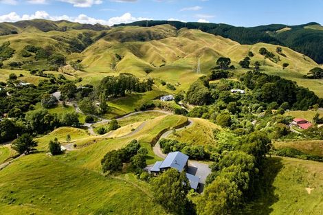 Photo of property in 343 Takapu Road, Takapu Valley, Wellington, 5028