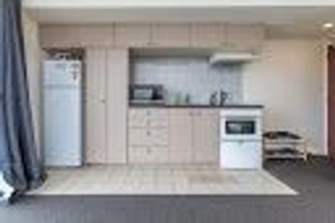 Photo of property in 3 Keystone Avenue, Mount Roskill, Auckland, 1041