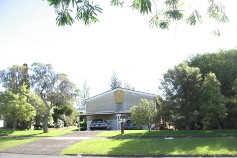 Photo of property in 2/123 Ennis Avenue, Pakuranga Heights, Auckland, 2010