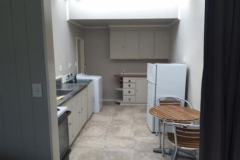 Photo of property in 2/1 Charles Street, Westshore, Napier, 4110