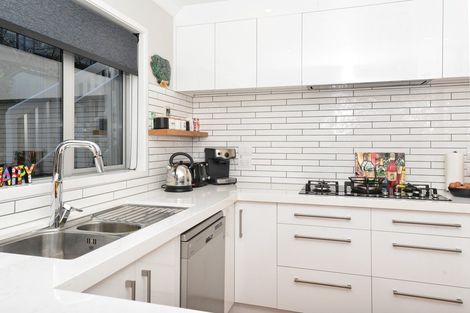 Photo of property in 19 Colquhoun Place, Dinsdale, Hamilton, 3204