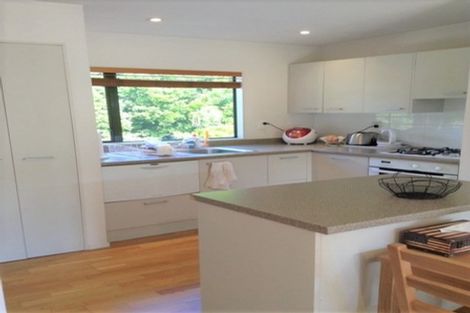 Photo of property in 8g Arotau Place, Grafton, Auckland, 1023