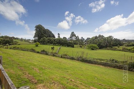 Photo of property in 17 Deacon Road, Riverhead, Kumeu, 0892