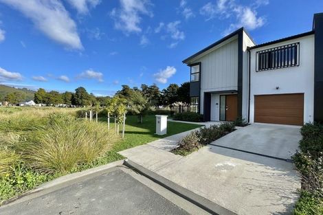 Photo of property in 1 Fitch Lane, Wallaceville, Upper Hutt, 5018