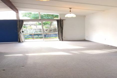 Photo of property in 85 Girrahween Drive, Totara Vale, Auckland, 0629