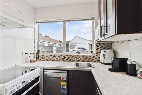 Photo of property in 2/14 Lane Street, Woolston, Christchurch, 8023