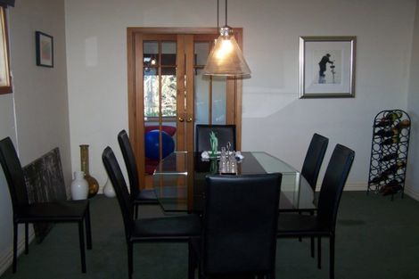 Photo of property in 32 Marine Parade, Mellons Bay, Auckland, 2014