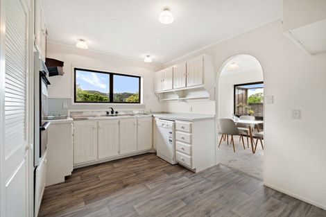 Photo of property in 5 Redmount Place, Red Hill, Papakura, 2110