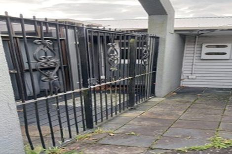 Photo of property in 109a Mokoia Road, Birkenhead, Auckland, 0626