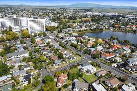 Photo of property in 111 Pembroke Street, Hamilton Lake, Hamilton, 3204