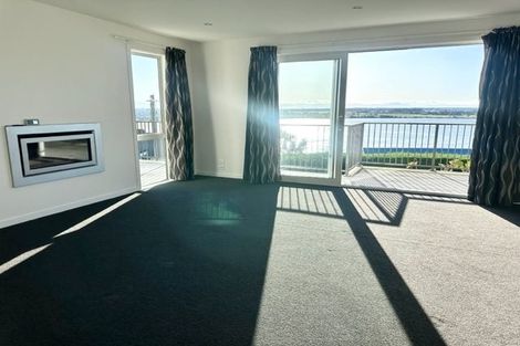 Photo of property in 66 Te Awakura Terrace, Mount Pleasant, Christchurch, 8081