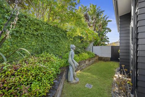 Photo of property in 60 Chesterfield Way, Orewa, 0931