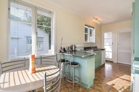 Photo of property in 6 Hildreth Street, Trentham, Upper Hutt, 5018