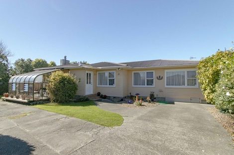 Photo of property in 28 Mcgregor Avenue, Pirimai, Napier, 4112