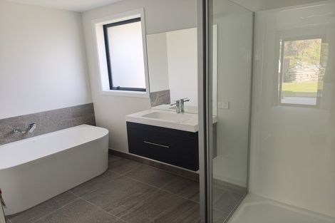 Photo of property in 16 Hicks Road, Lower Shotover, Queenstown, 9304