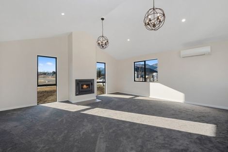 Photo of property in 27 Dingle Street, Lake Hawea, Wanaka, 9382