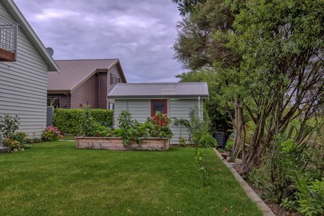 Photo of property in 7 Ian Place, Waihi Beach, 3611