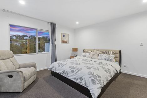 Photo of property in 684a Beach Road, Browns Bay, Auckland, 0630